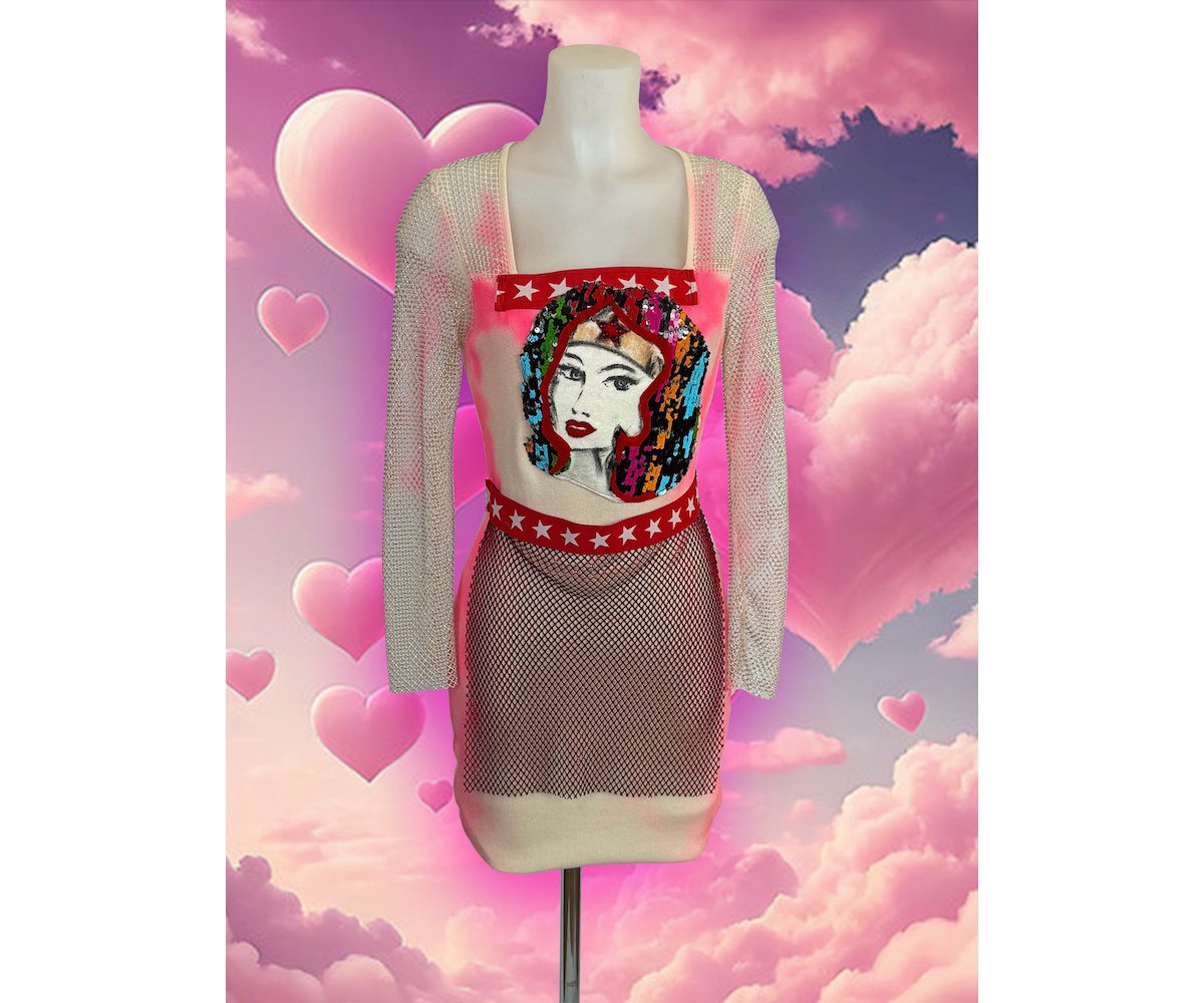 Schillderndes Popart Kleid, das auf der Vorderseite bemalt ist 