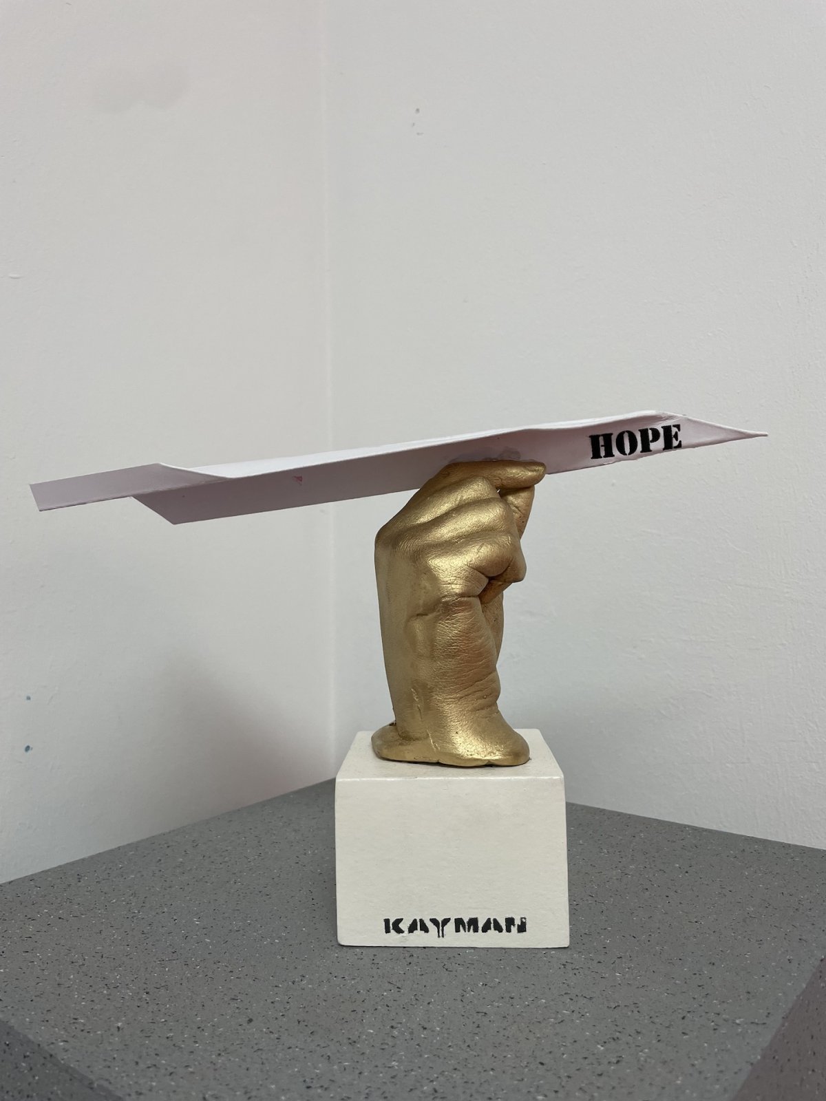 hope-kayman-streetart-gallery-hamburg-popstreetshop